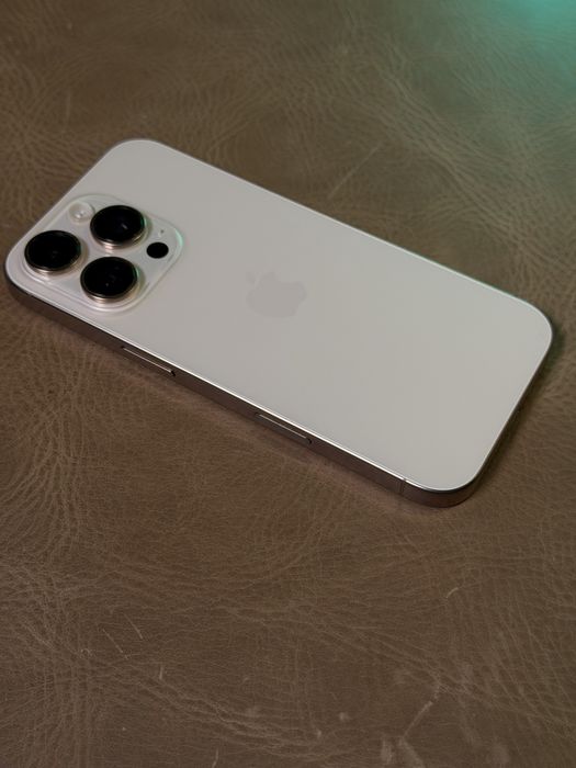 Iphone 16 Pro. Garantie. Sanatate baterie 97%.