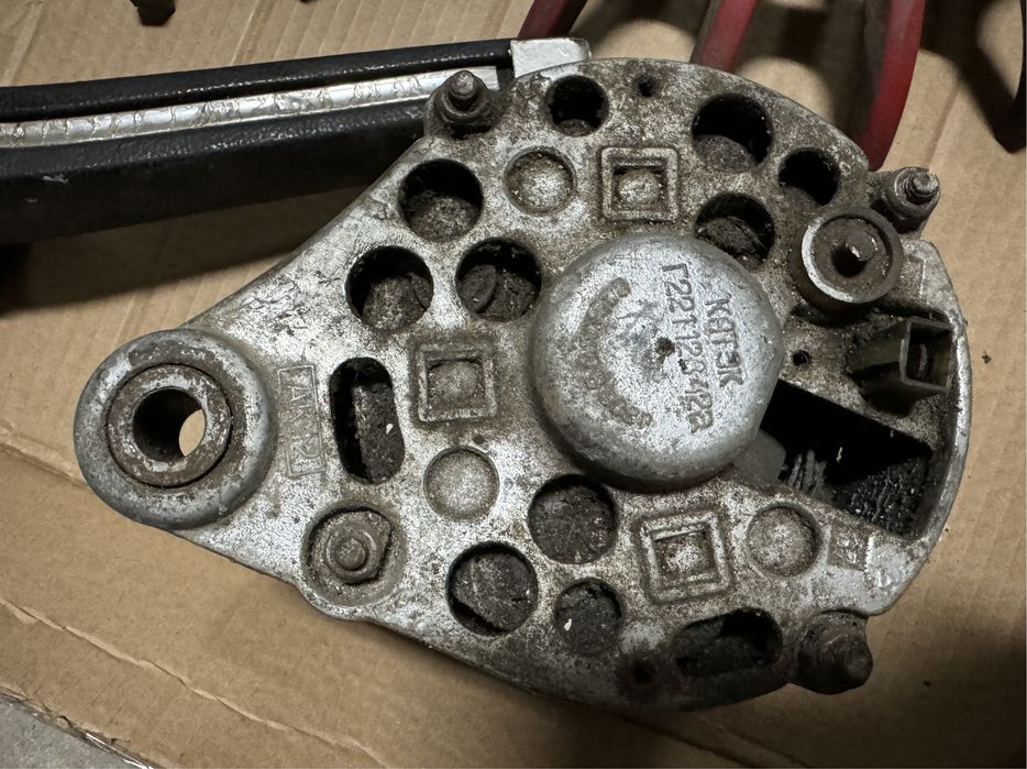 Динамо Алтернатор Генератор стопове дръжка тасове Жигула ВАЗ Лада