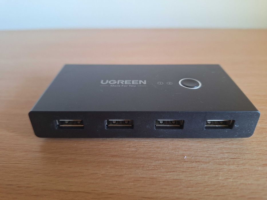 KVM Ugreen, USB 2.0
