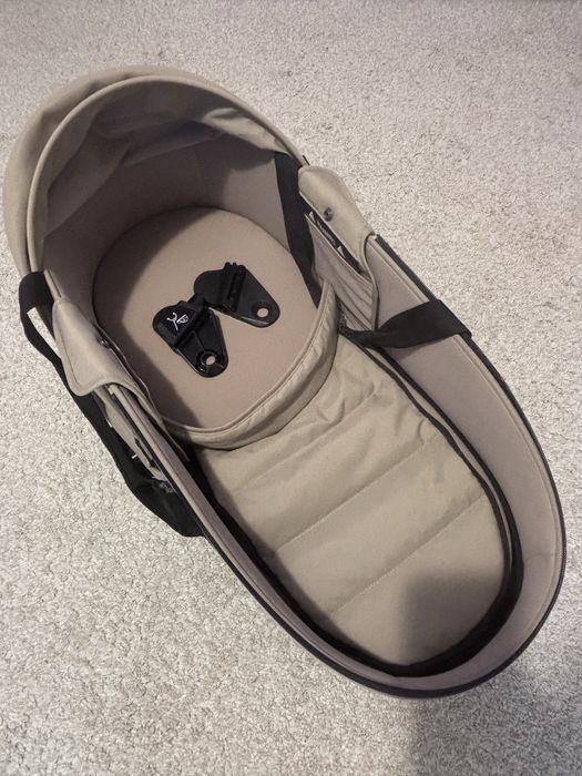 Landou Babyzen YOYO2 + umbrela + plasa anti insecte