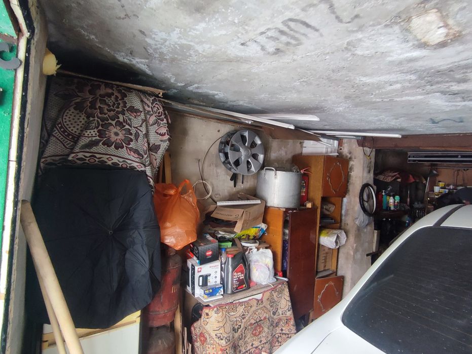 Гараж,на майкудуке