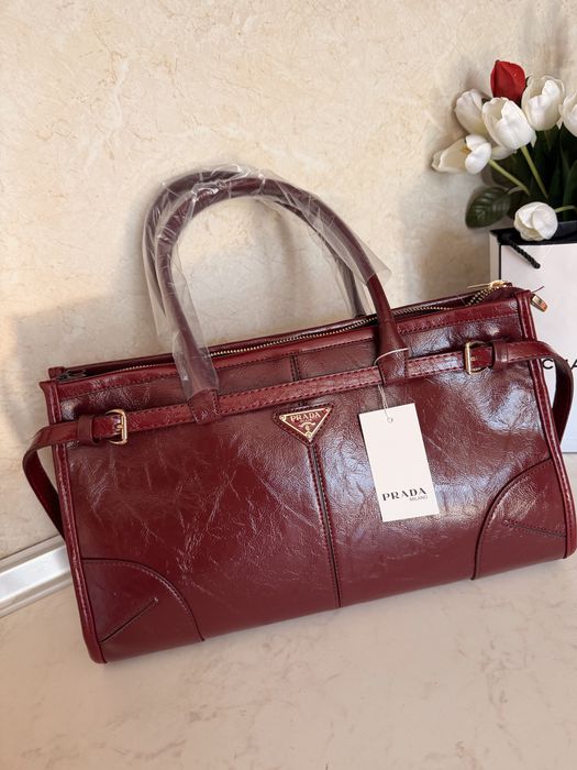 Дамска чанта Prada Bonnie среден размер бордо