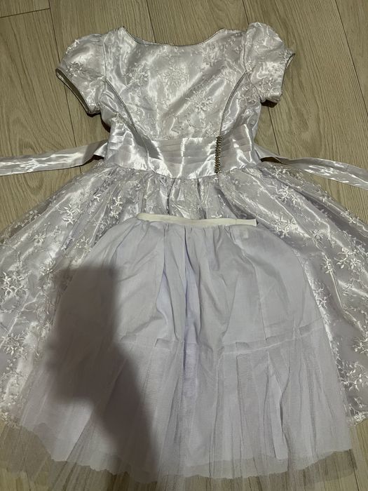 Белое платье для девочки