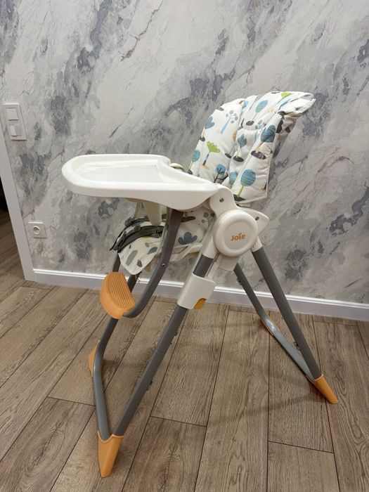 Детский стульчик в идеальном состоянии