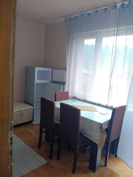 Отдавам етаж от къща под наем в Панчарево в близост до училище, и езерото!