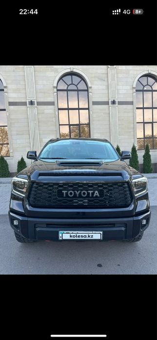 Продам toyota tundra