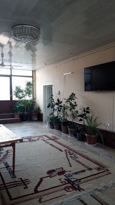 10 хонали ховли уй 4 соток сотилади/Продается 10-комнатный дом 4 соток