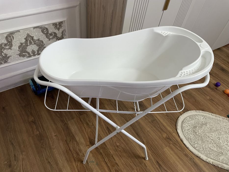 Ванна детская с подставкой