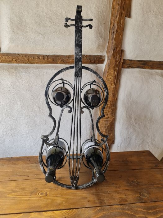 Стойка за вино от ковано желязо