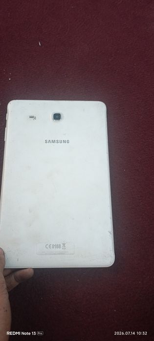 Planshet samsung sotiladi