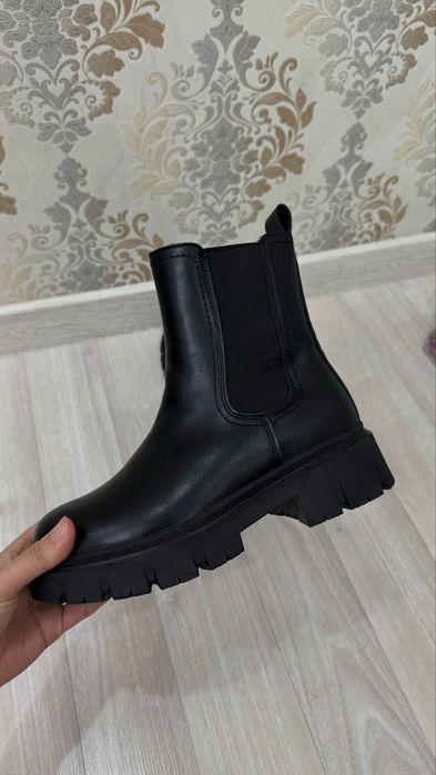 Продам срочно ботинки демисезон!