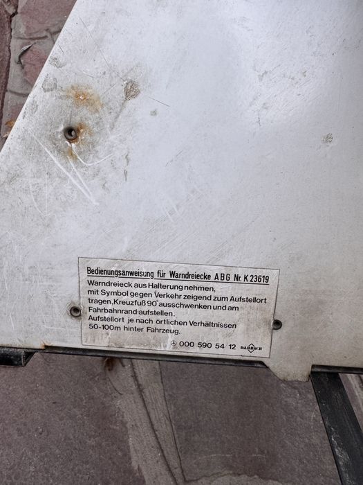 Авариный знак мерс, гайковерт