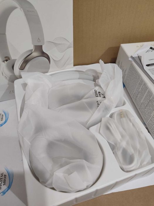 Creative Zen Hybrid SXFI,Слушалки,Bluetooth, до 70 часа,Черен/Бял