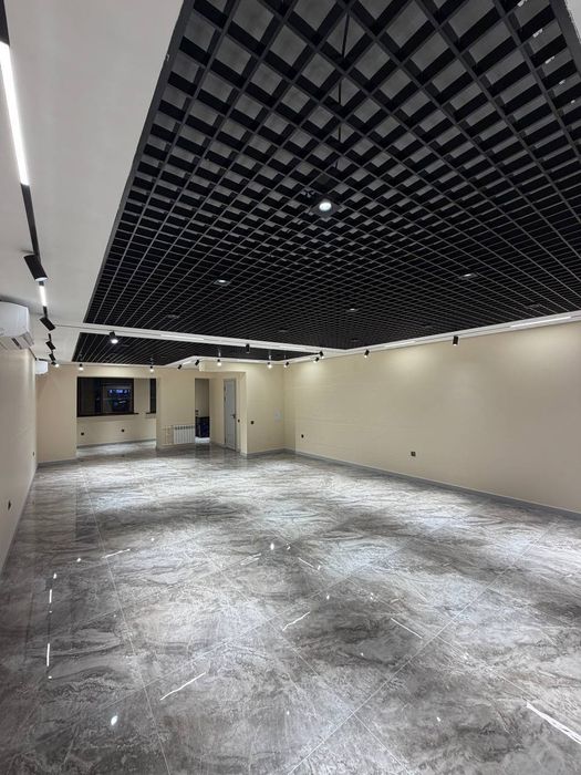 Продается нежилое помещение, ориентир: метро БИЙ, 80м²