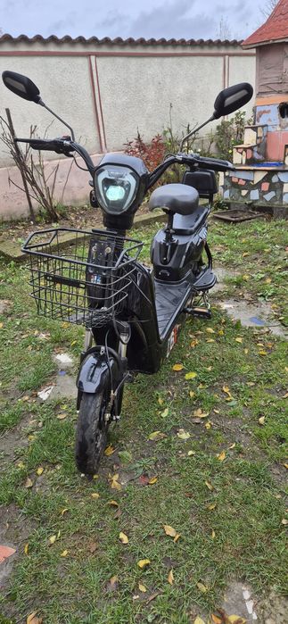 Scuter electric negru 20 Ah