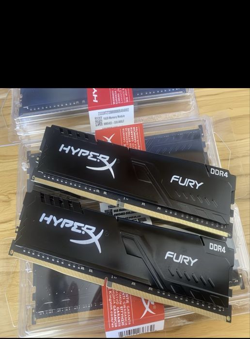 DDR4 8GB 3200MHz Kingston Fury — быстрая оперативная память