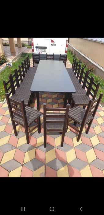 Scaune si mese din fag