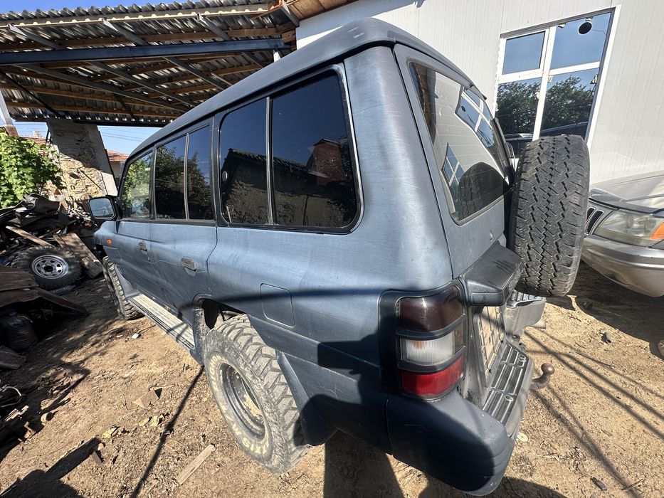 Mitsubishi Pajero 2.8 На Части
