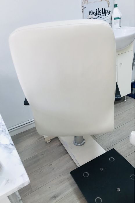 Scaun pedichiura salon
