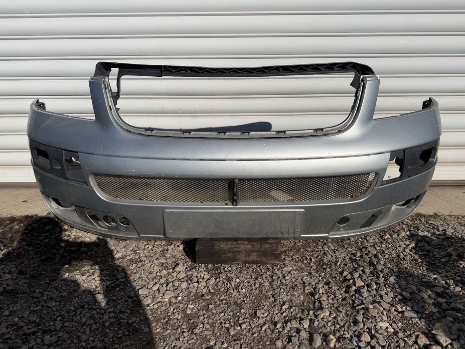 Предна броня за VW T5 Multivan/Caravelle (2003-2010)