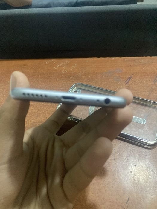 Iphone 6 ideal 64 tali yomks 98 radnoy ochilmagan tel qrlgan czlgan yo