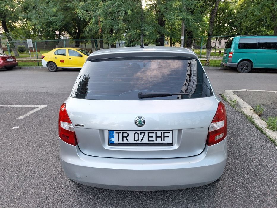 SKODA Fabia 2009 — imagine 4