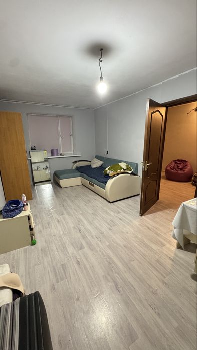 Сдам одну комнату