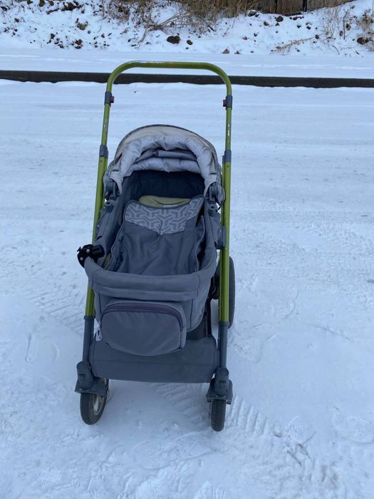 Коляска детская прогулочная