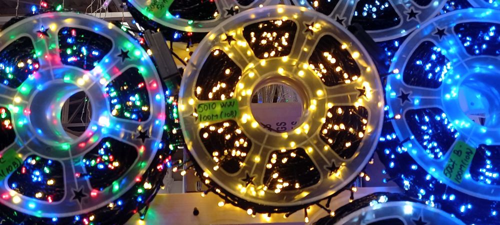 Instalatie led tip rola, 100m, jocuri lumini, culori si tipuri leduri.