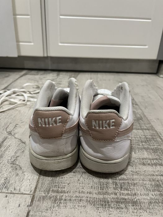 Оригинални маратонки Nike