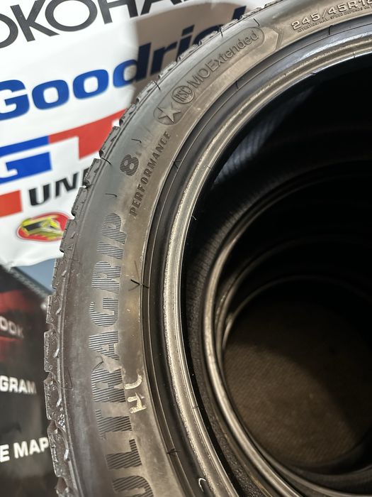 Set 245/45 R18 100V XL RSC  - Goodyear UltraGrip Performance 8 M+S Oferta