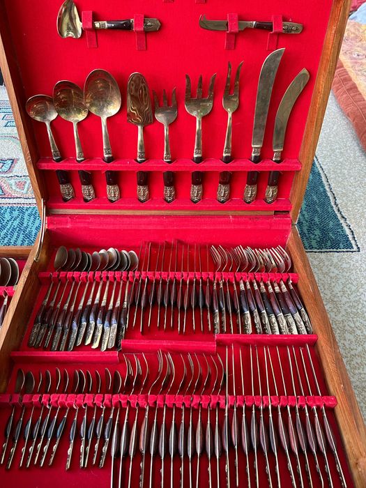 Столовые и Чайные предметы Бронза Тайланд