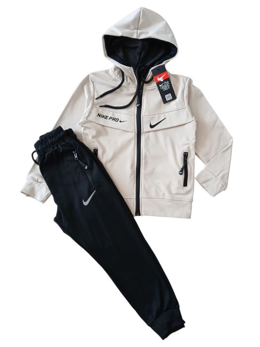 Детски екипи за момчета и момичета до 18 г