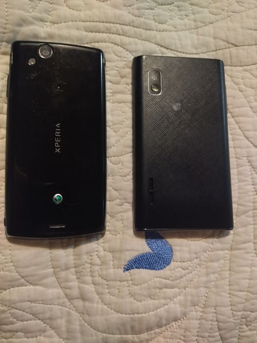 Sony Ericsson и LG в хорошем состоянии, требуется прошивка