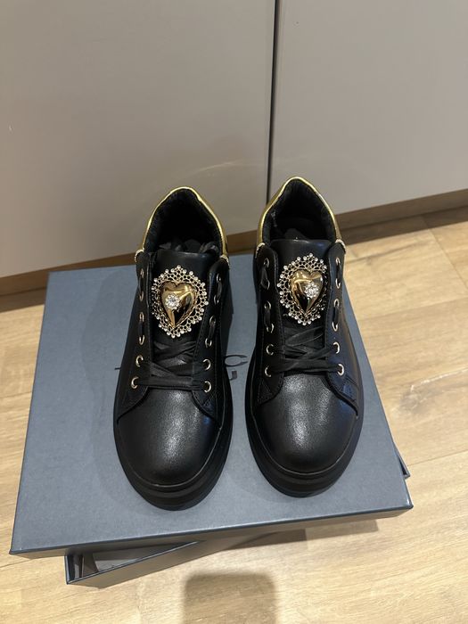 Чисто нови кецове Tosca blu