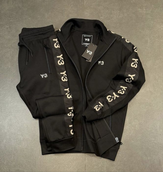 Черен екип Yohji Yamamoto