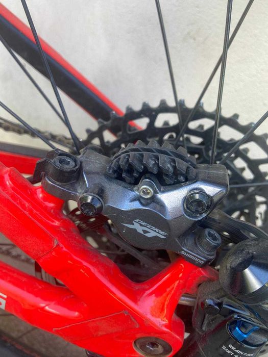 Спирачки Shimano XT BR-M8100