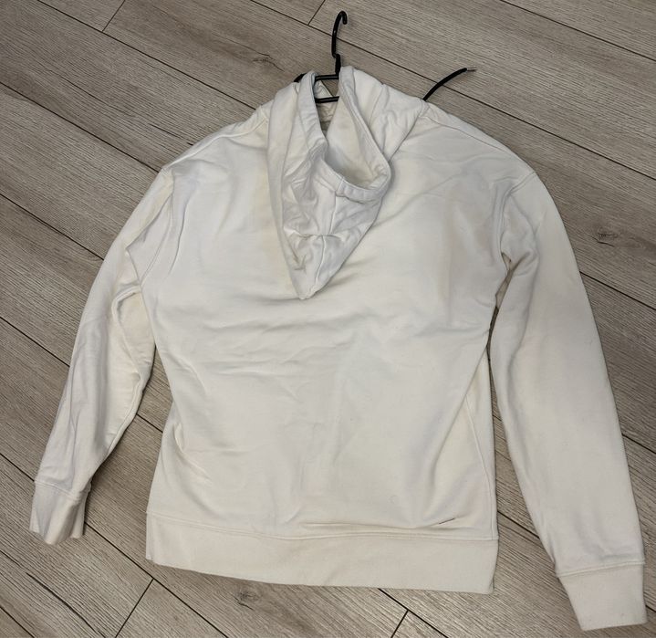 Продавам оригинален суитчър на Амири/ Amiri