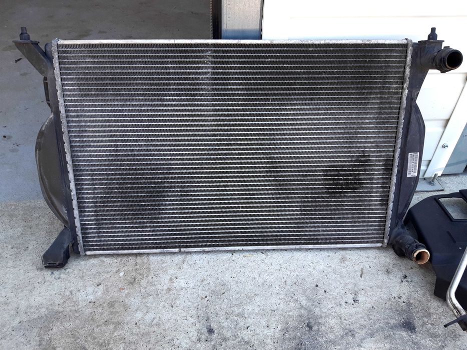 Suporti bara fata lonjeron Radiator apa racire motor AUDI A4 B7