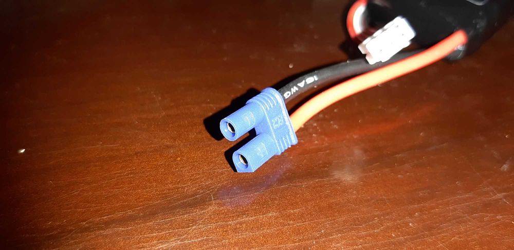 Липо батерия и зарядно ПРОМОЦИЯ