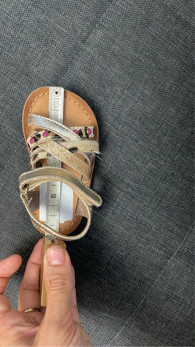 Бебешки сандали