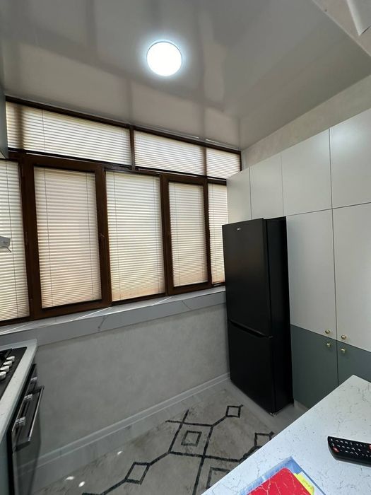 ~ ("Спортовары") Чиланзар-7, 2³/3/4, с хорошим ремонтом, мебелью и тех