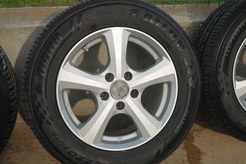 Aлуминиеви джанти 5x114.3 16 ценрален отвор 60.1 Lexus, Toyota, Kia