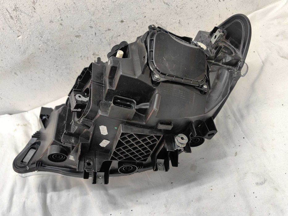 Оригинален фар БМВ 2 Ф22  BMW 2 F22 Feis Adaptive Led