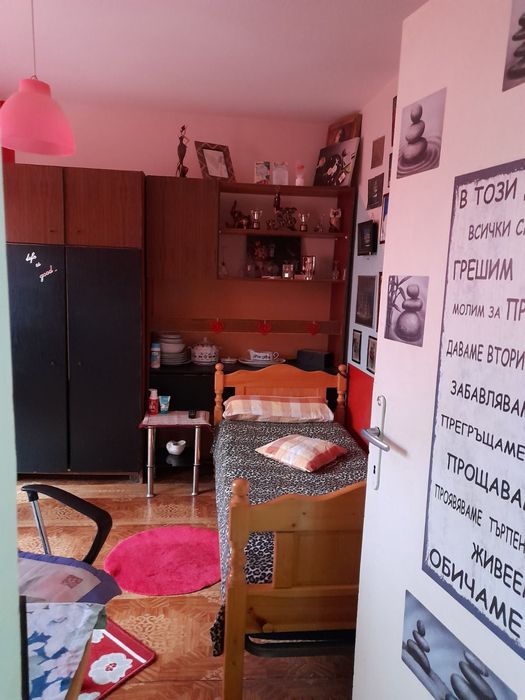 Продава се Двустаен апартамент в Шумен, 2-ри корпус - 58 кв.м за 1587 €/кв.м - Снимка #1