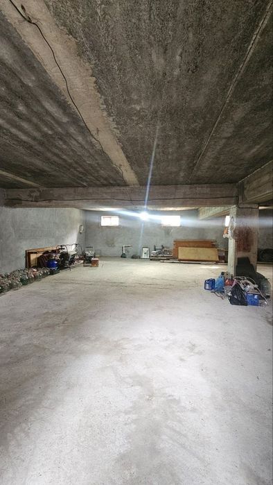 6 Sotixli Guliston 3 dagi hovli sotiladi