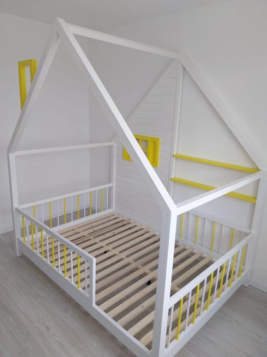 Pat Montessori copii din lemn masiv – modele la comandă, livrare în to