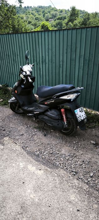 Скутер Kumco 125