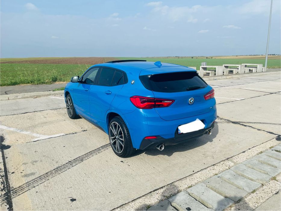 BMW  2018 — imagine 4