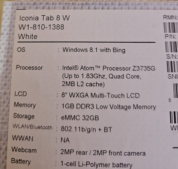 Продавам таблет Acer Iconia Tab 8W W1-810 Windows 10